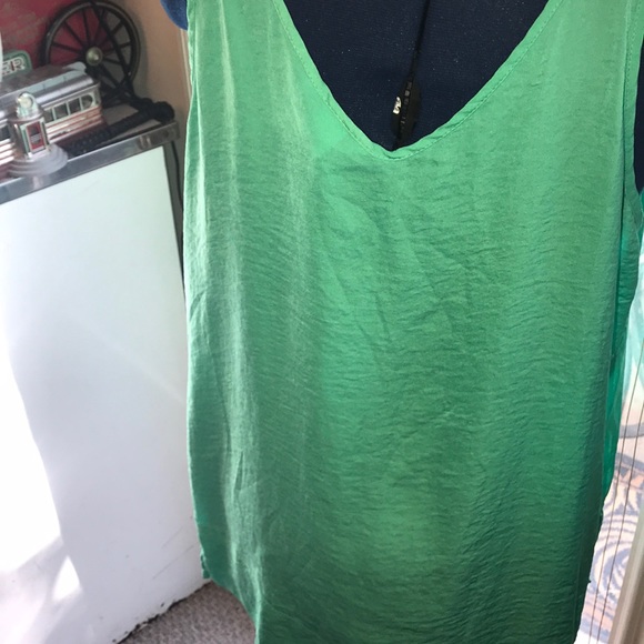 Hm blouse size 12 green color - Picture 2 of 5